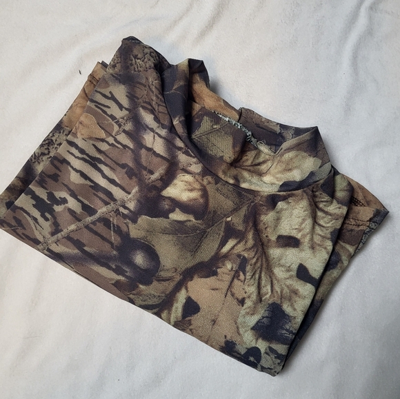 Rynoskin Insect Tick Body Armor Shirt Men's Size Large Camo Stretchy Made In USA - Picture 2 of 7